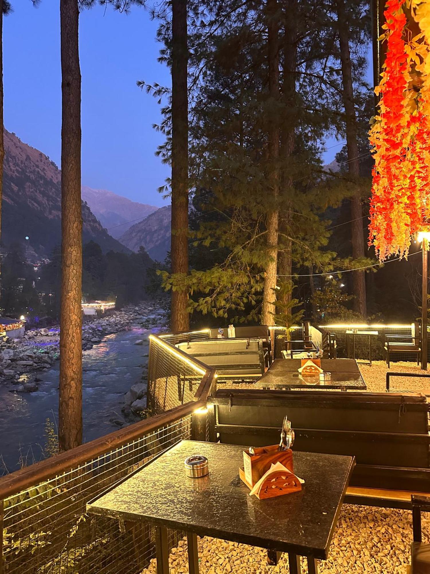 Ahava Kasol Riverside Cafe And Cottages Exterior foto